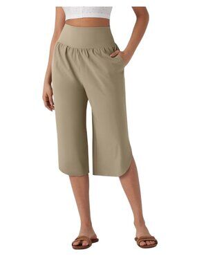 Halara Breezeful High Waisted Tummy Control Curved Hem Quick Dry Resort Capri L